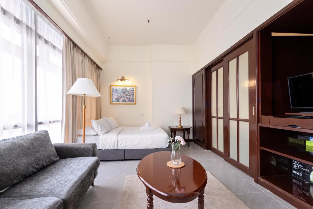 Luxhouz Suites At Times Square Kuala Lumpur Dış mekan fotoğraf