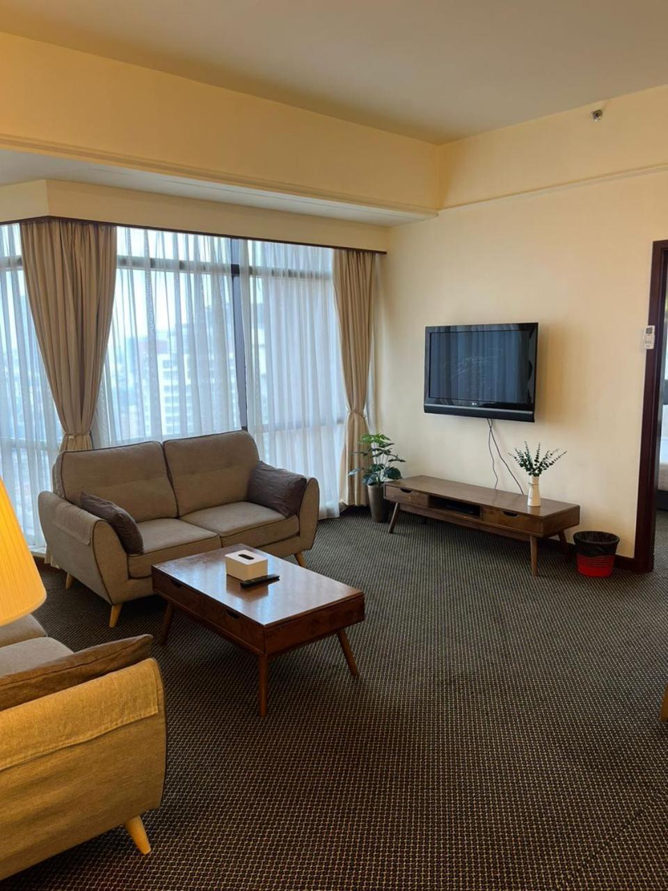 Luxhouz Suites At Times Square Kuala Lumpur Dış mekan fotoğraf