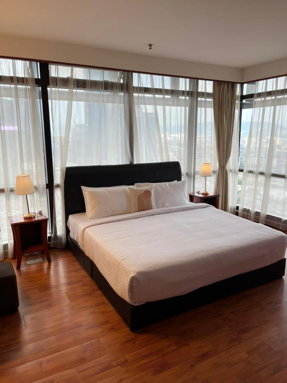 Luxhouz Suites At Times Square Kuala Lumpur Dış mekan fotoğraf